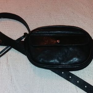 Frye belt bag